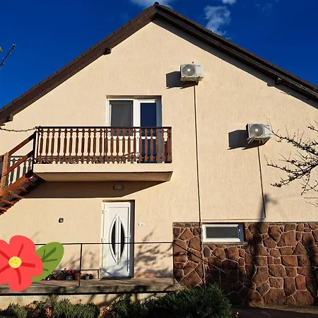 Malibu Balaton North Apartman Balatonalmádi